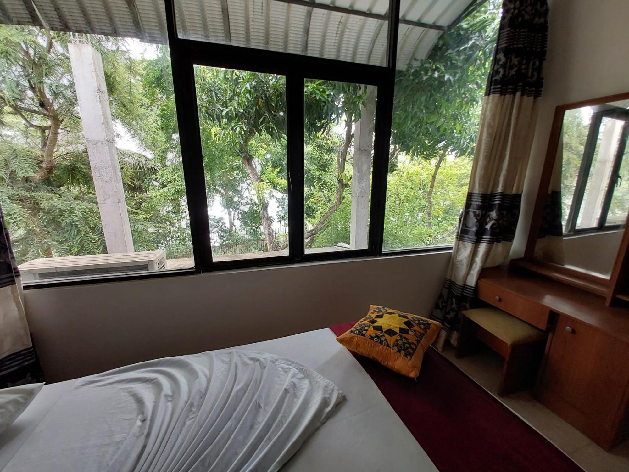 Lake Wave Hotel Anuradhapura Eksteriør bilde