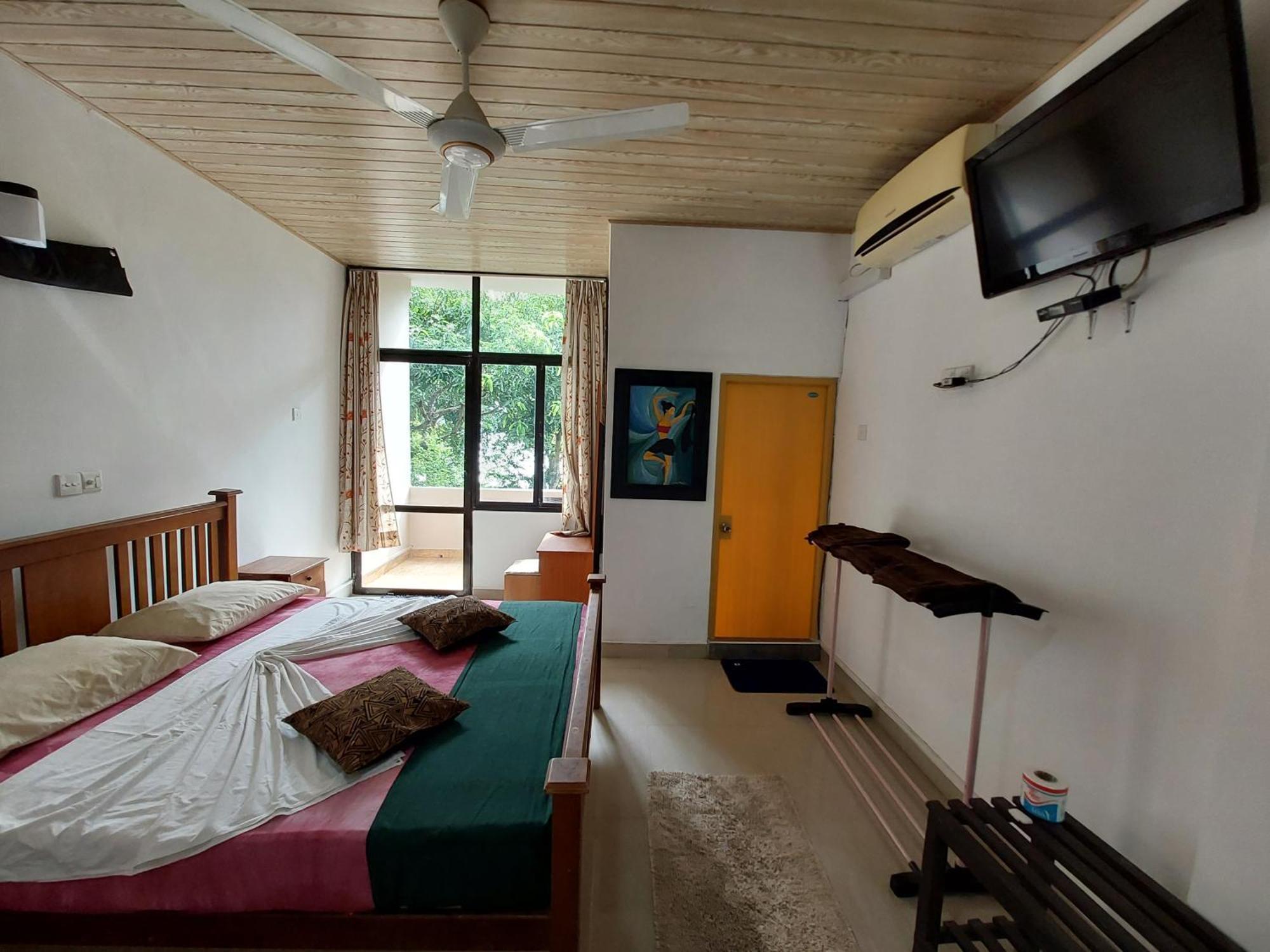 Lake Wave Hotel Anuradhapura Eksteriør bilde