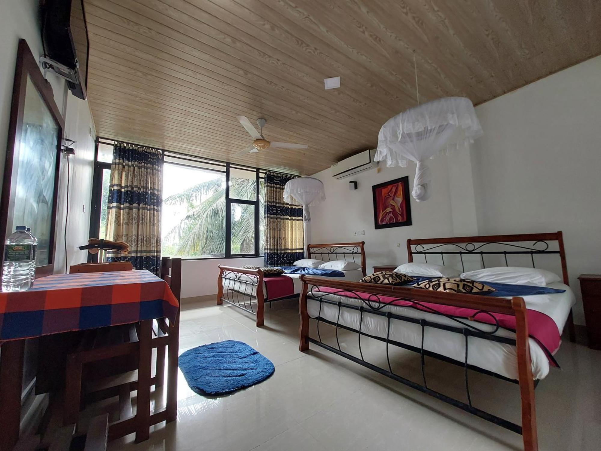 Lake Wave Hotel Anuradhapura Eksteriør bilde